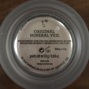 BareMinerals Deluxe Mineral Veil